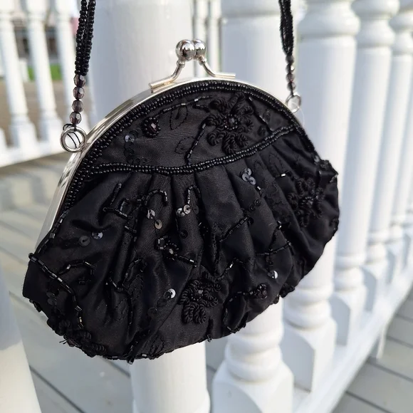 Beaded Mini Bag Black Sequin Kisslock Le Regale Classic Vintage Satin Purse - Picture 14 of 15